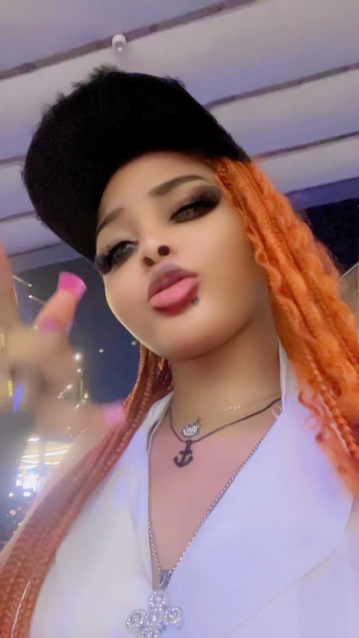 Live on TalkToGirls — Salty