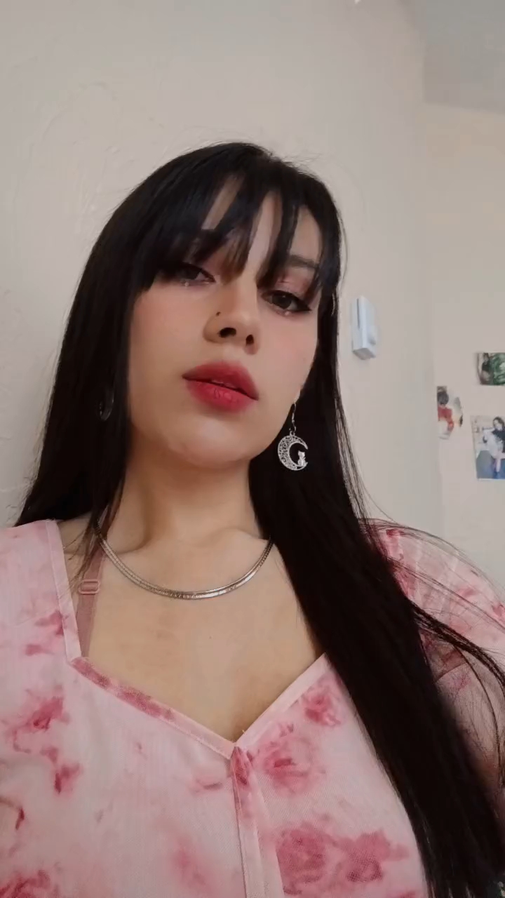 Live on TalkToGirls — Lulu